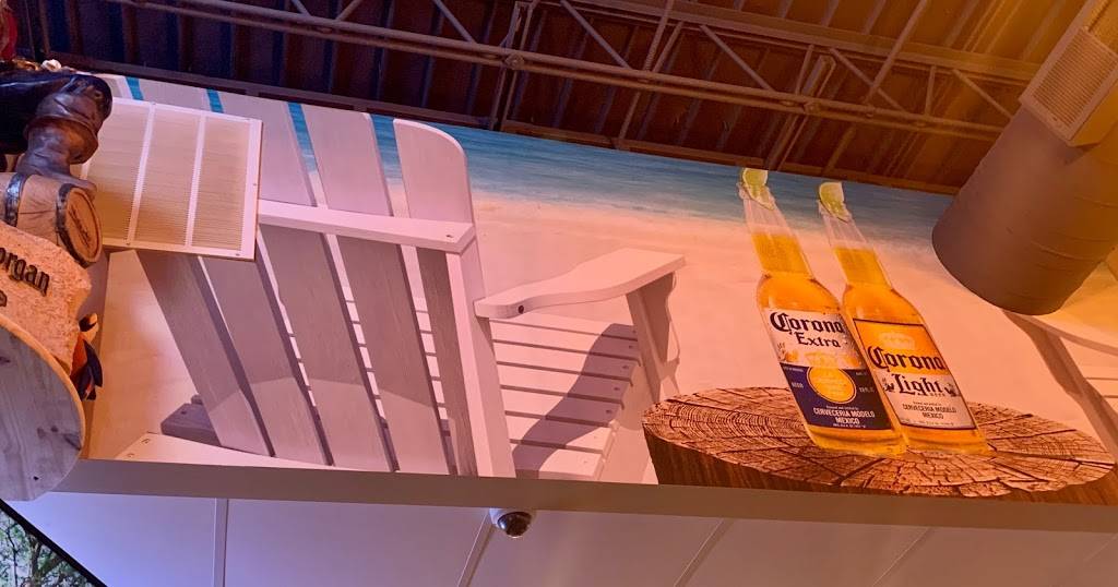 Paradise Cove 220 | restaurant | 218 S Bridge St, Yorkville, IL 60560, USA | 6308829955 OR +1 630-882-9955