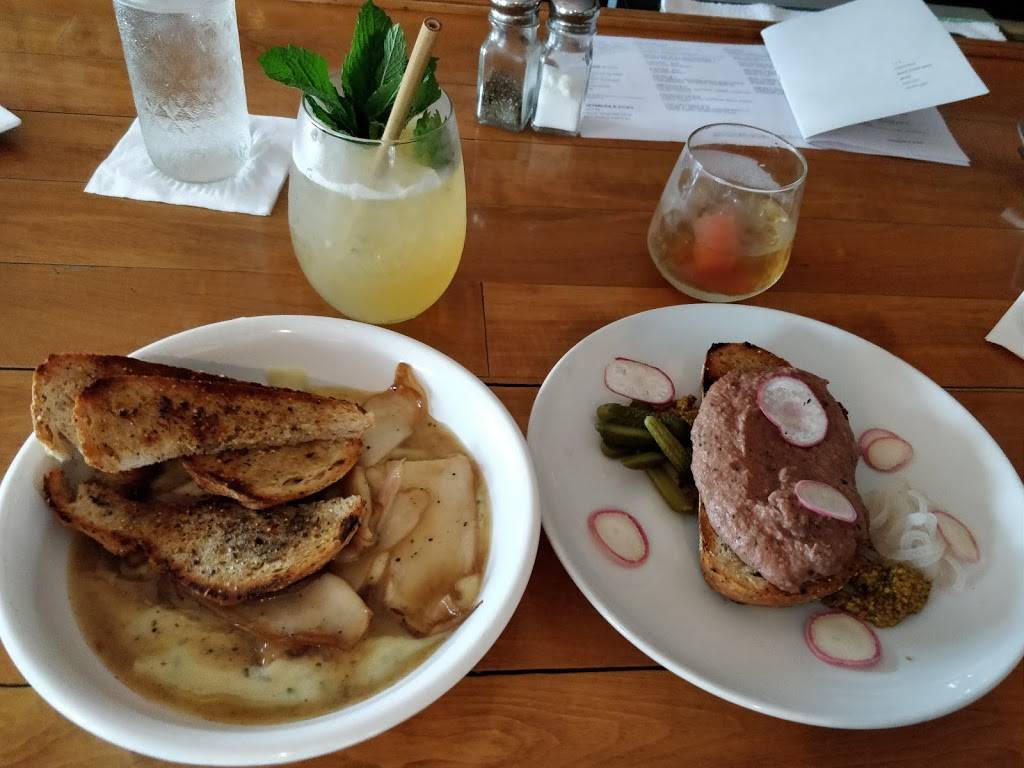 Liquids and Solids at the Handlebar | restaurant | 6115 Sentinel Rd, Lake Placid, NY 12946, USA | 5188375012 OR +1 518-837-5012