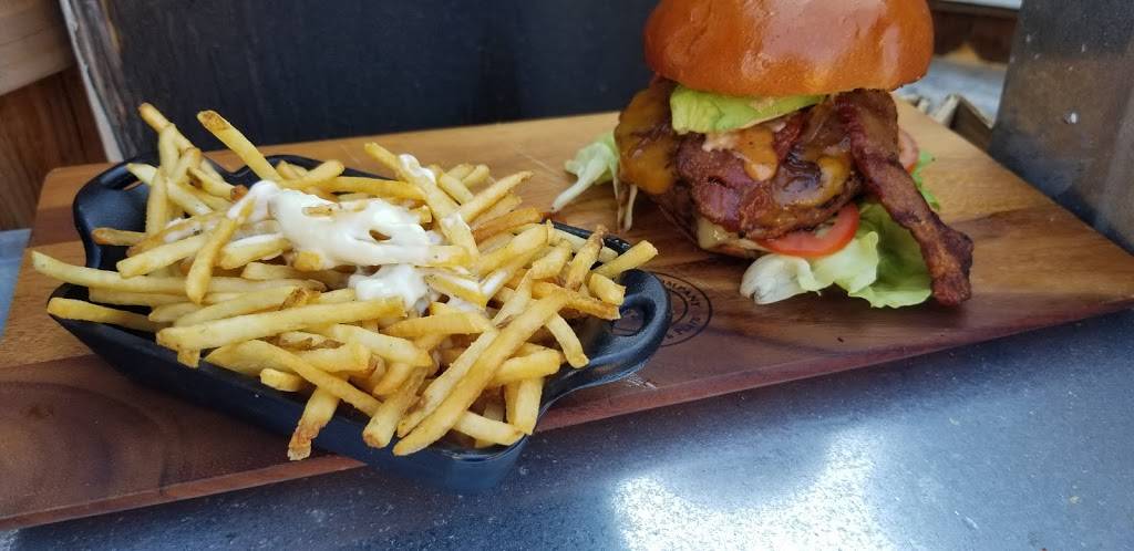 The Thirsty Merchant | restaurant | 3510, 12430 Riverside Dr, Valley Village, CA 91607, USA | 8188211169 OR +1 818-821-1169