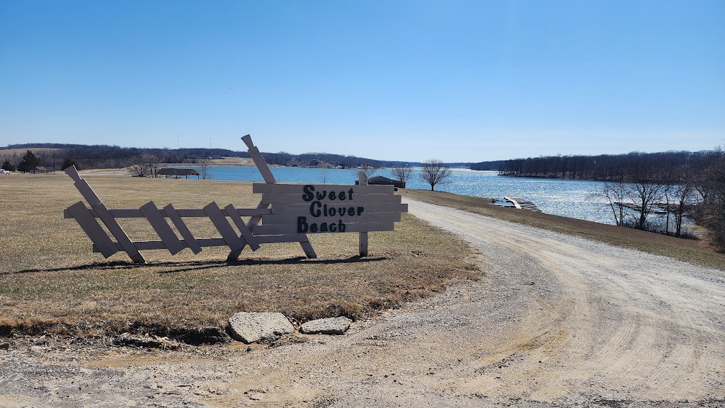 Lake Thunderhead Marina Restaurant | restaurant | 24005 Golden Aster Dr, Unionville, MO 63565, USA | 6609474149 OR +1 660-947-4149