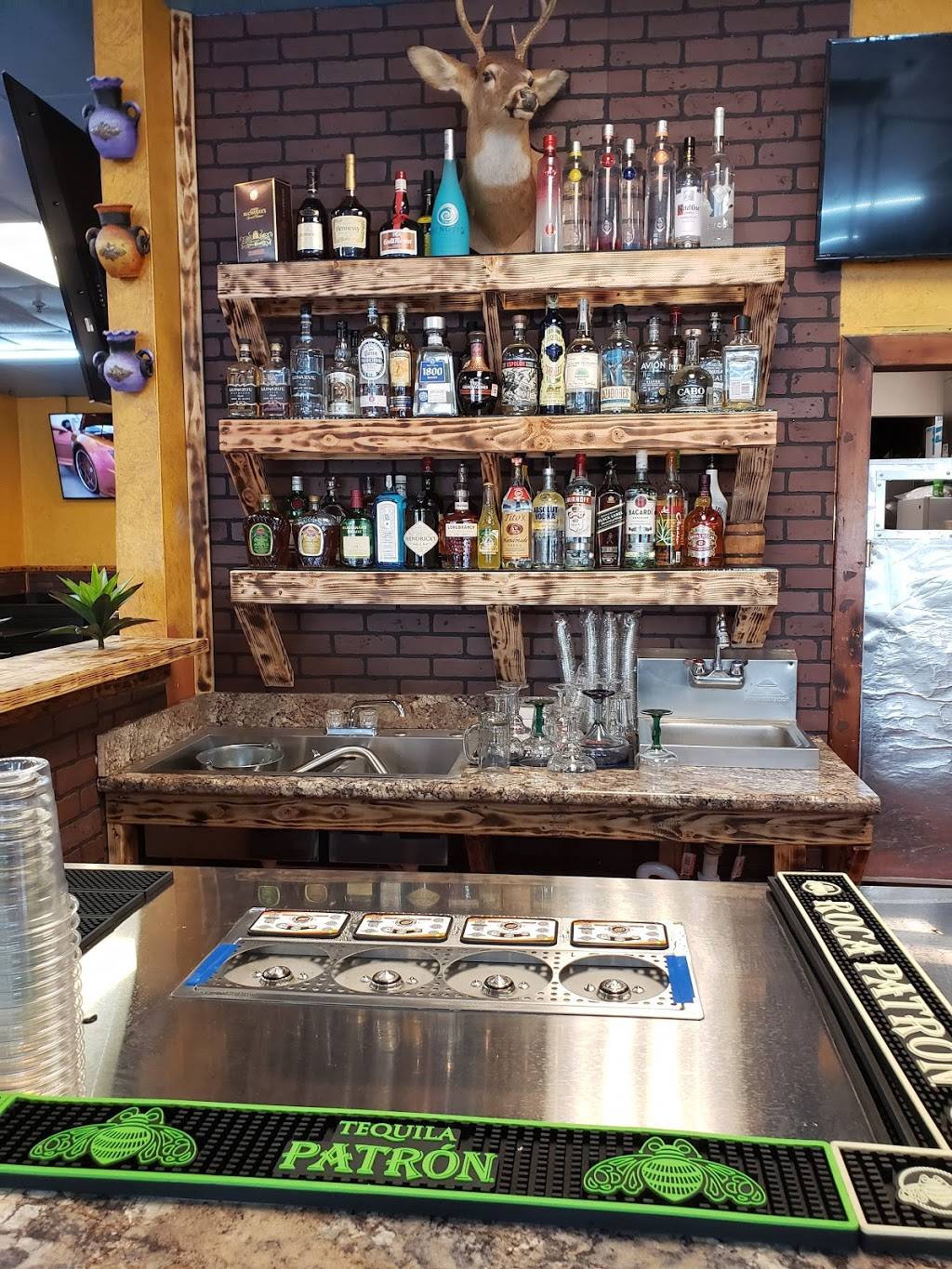 Tequilas Mexican Restaurant and Bar | restaurant | 5035 W 71st St Suite M, Indianapolis, IN 46268, USA | 3173280743 OR +1 317-328-0743