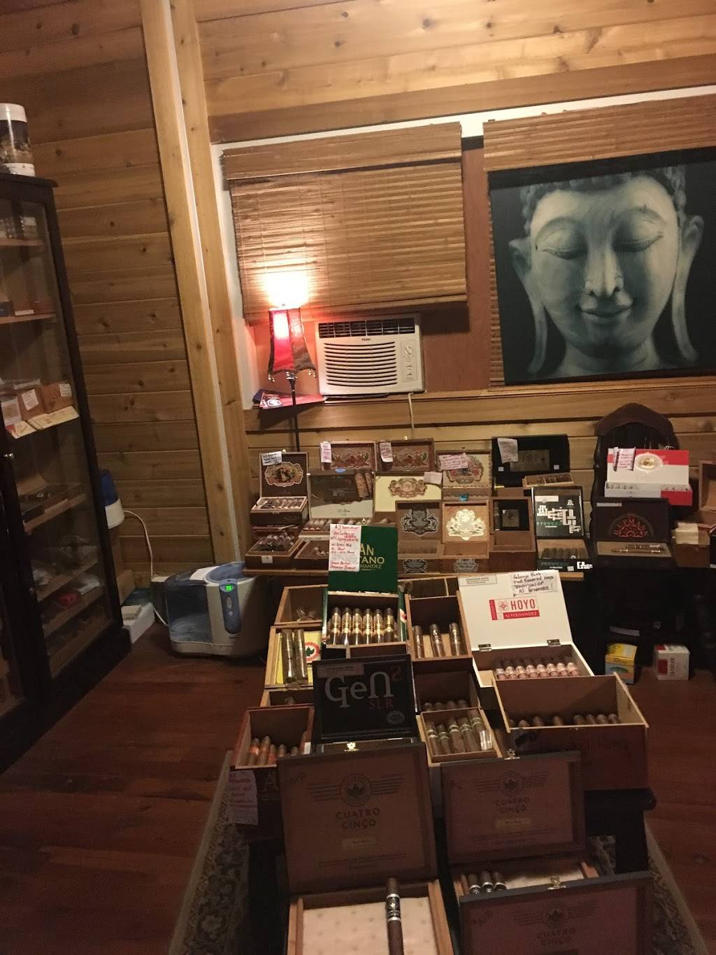 Noras sugar shack Beer Wine & Cigars | restaurant | 636 Virginia Dr, Orlando, FL 32803, USA | 4074475885 OR +1 407-447-5885