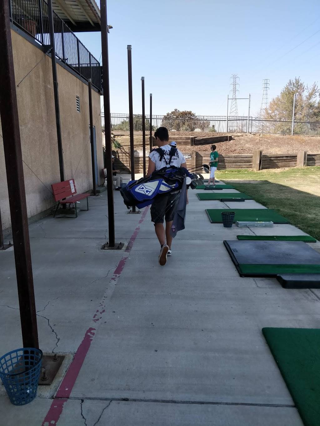 Old River Golf Course | restaurant | 18007 Mac Arthur Dr, Tracy, CA 95304, USA | 2098308585 OR +1 209-830-8585