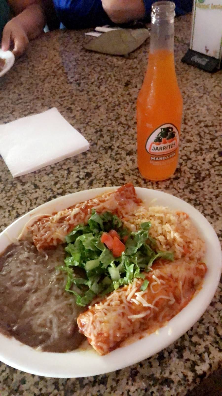 Restaurante Las Cazuelas | restaurant | 312 N Bush St, Santa Ana, CA 92701, USA | 7148359952 OR +1 714-835-9952