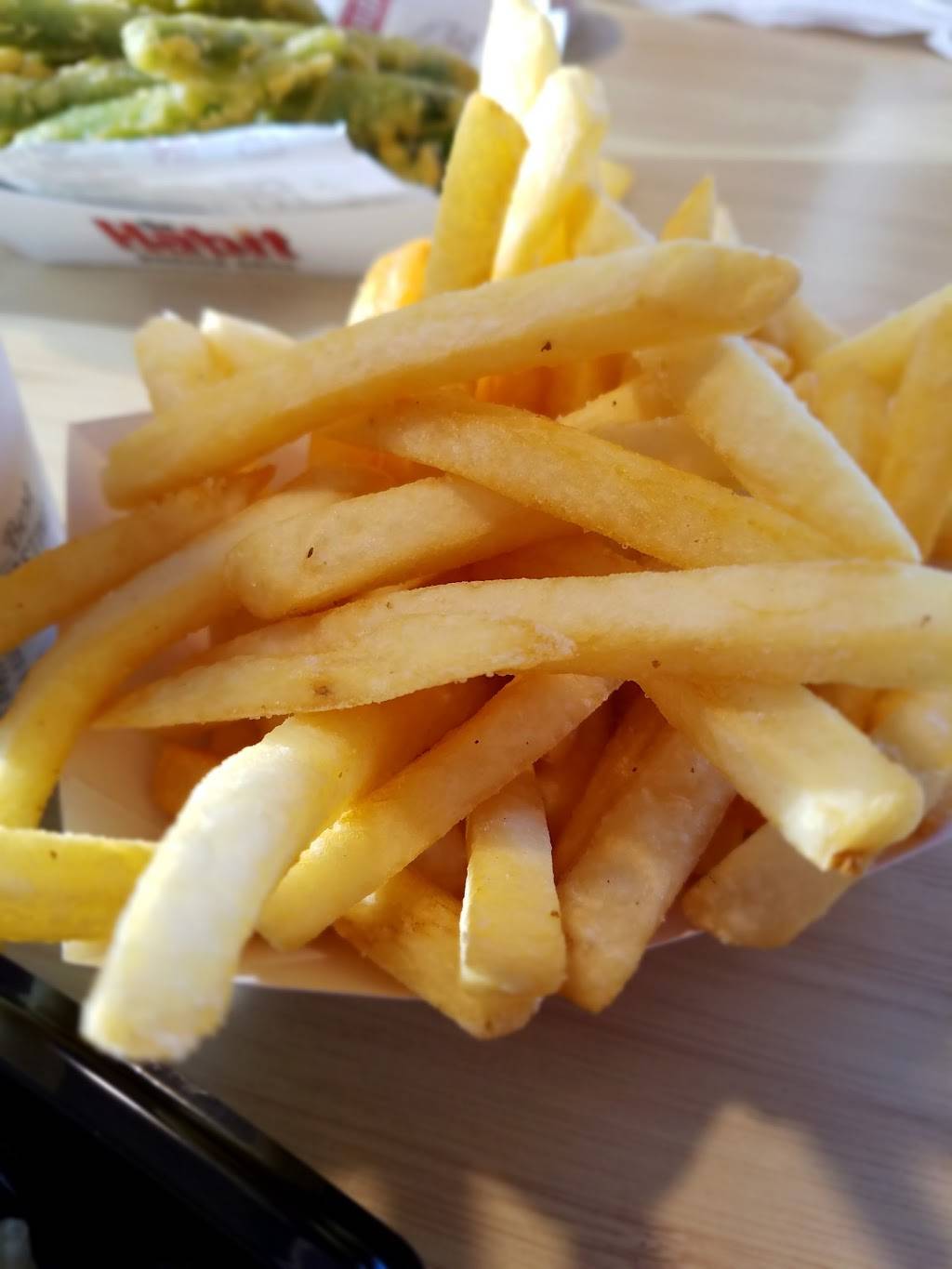 The Habit Burger Grill | restaurant | 27511 San Bernardino Ave, Redlands, CA 92374, USA | 9097928855 OR +1 909-792-8855