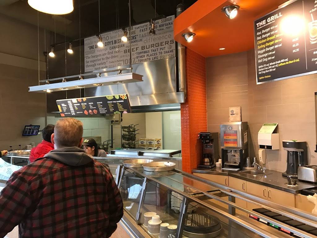 South St. Burger | restaurant | 738 Burloak Dr, Burlington, ON L7L 0B1, Canada | 9056375409 OR +1 905-637-5409