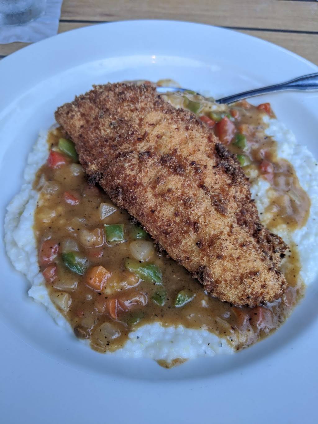 Sweetwater 123 | restaurant | 123 W Richardson Ave, Summerville, SC 29483, USA | 8436958488 OR +1 843-695-8488