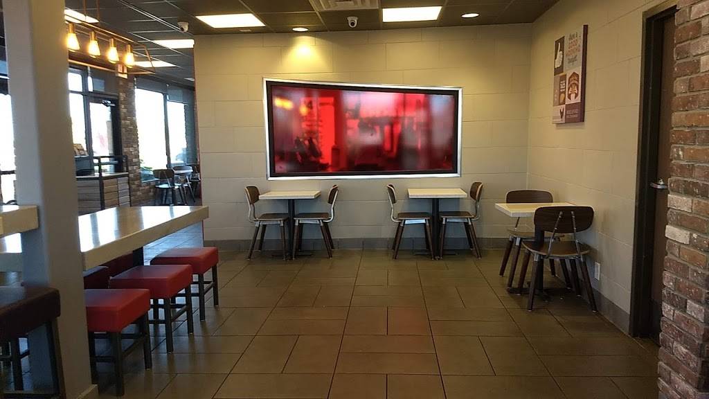 Jack in the Box | restaurant | 1195 S Craycroft Rd, Tucson, AZ 85711, USA | 5207903156 OR +1 520-790-3156