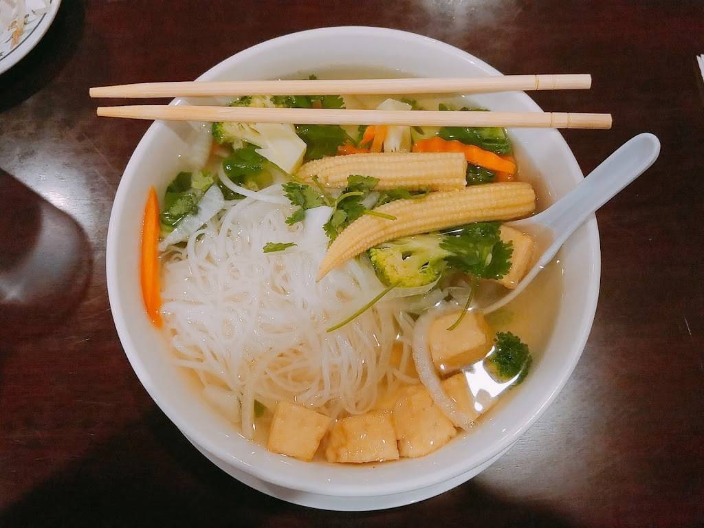 Pho Star Bowl | restaurant | 10051 Magnolia Ave, Riverside, CA 92503, USA | 9513529548 OR +1 951-352-9548
