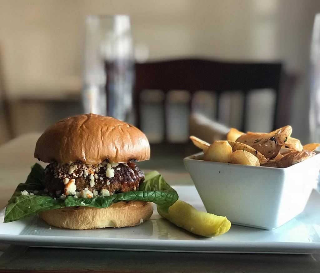 Treat | restaurant | 100 W Union St, Morganton, NC 28655, USA | 8284751082 OR +1 828-475-1082