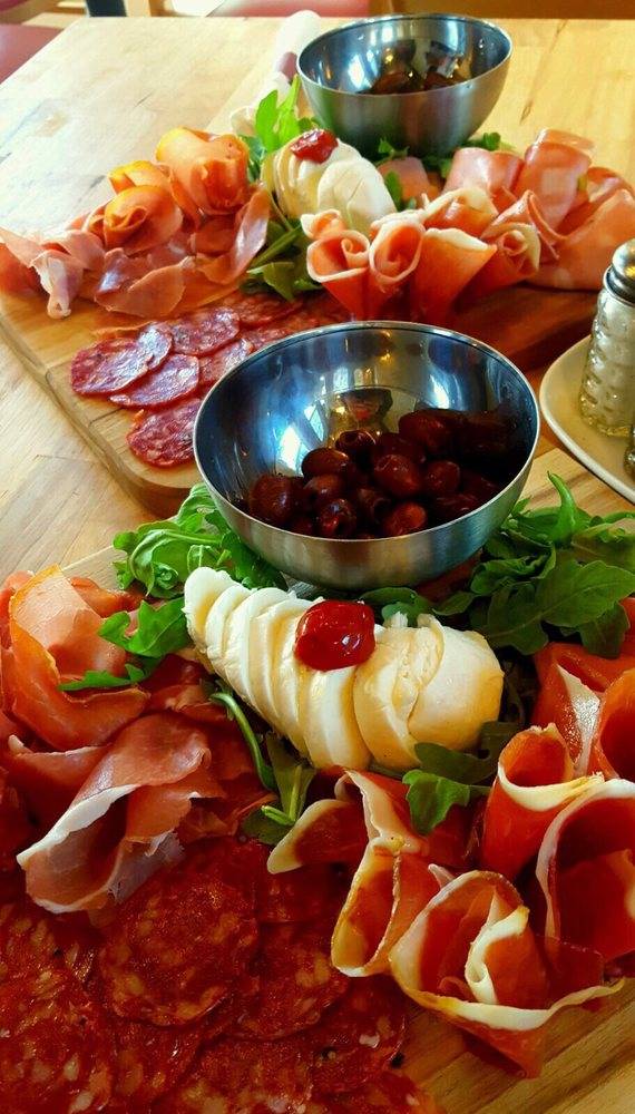 Pizza Lovers | restaurant | 1691 Bonaventure Blvd, Weston, FL 33326, USA | 9543147099 OR +1 954-314-7099