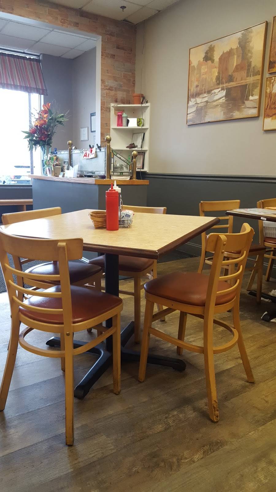 Kellys Place Restaurant | restaurant | 110 Washington St, Canton, MA 02021, USA | 7818210099 OR +1 781-821-0099