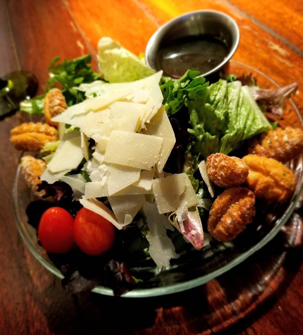 Wood Fire Trattoria | restaurant | 134 S Front St, Dowagiac, MI 49047, USA | 2697820007 OR +1 269-782-0007