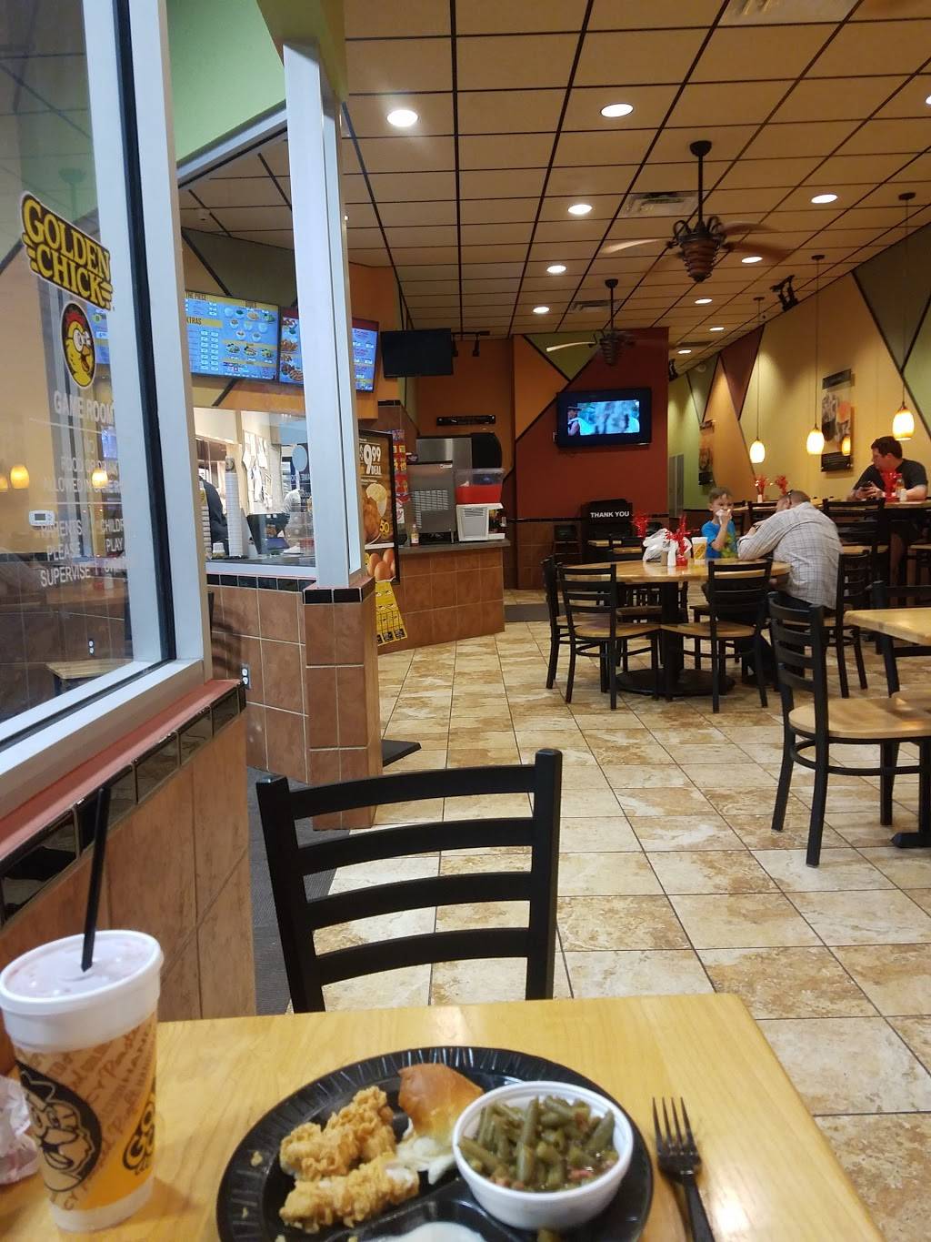 Golden Chick | meal takeaway | 26210 Canyon Golf Rd, San Antonio, TX 78260, USA | 2104819098 OR +1 210-481-9098