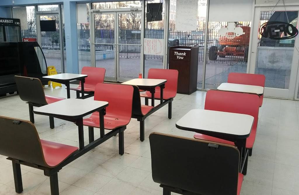 Krispy Krunchy Chicken | restaurant | 20 Broad St SW, Atlanta, GA 30303, USA | 4049985444 OR +1 404-998-5444