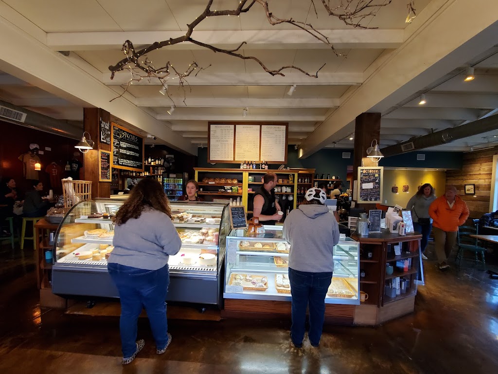 Ramones Bakery & Cafe | restaurant | 2297 Harrison Ave, Eureka, CA 95501, USA | 7074421336 OR +1 707-442-1336