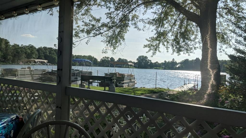 Nibbles | restaurant | 59270 S Burr Oak Rd, Colon, MI 49040, USA | 7738168928 OR +1 773-816-8928