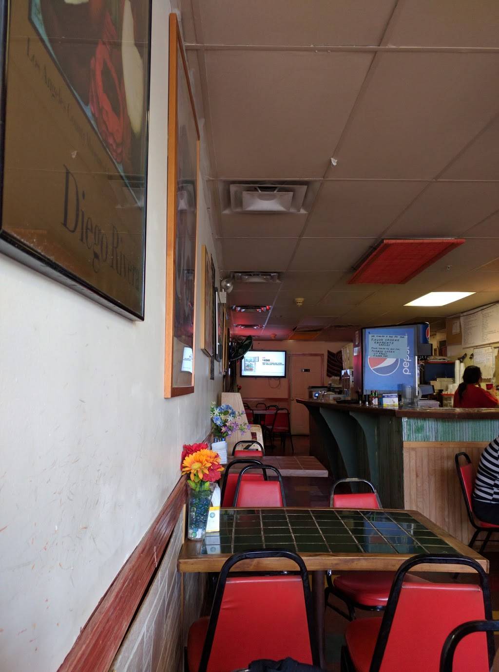 La Mesa Restaurant | restaurant | 243 W Northwest Hwy, Barrington, IL 60010, USA | 8472779636 OR +1 847-277-9636