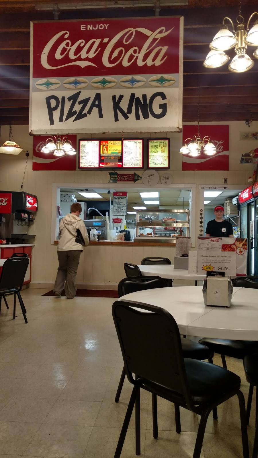 Pizza King of Flora | restaurant | 12 E Columbia St, Flora, IN 46929, USA | 5749673212 OR +1 574-967-3212