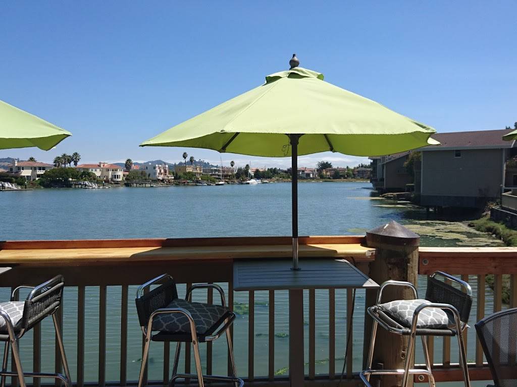 Lighthouse Bar & Grill | restaurant | 475 E Strawberry Dr, Mill Valley, CA 94941, USA | 4153814400 OR +1 415-381-4400