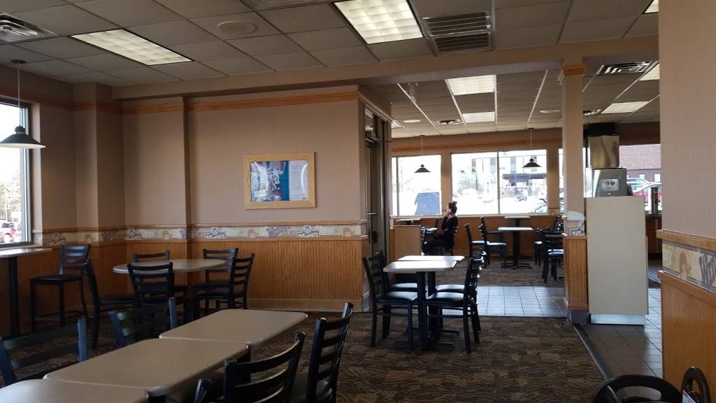 Wendys | restaurant | 4615 Nicols Rd, Eagan, MN 55122, USA | 6514786338 OR +1 651-478-6338