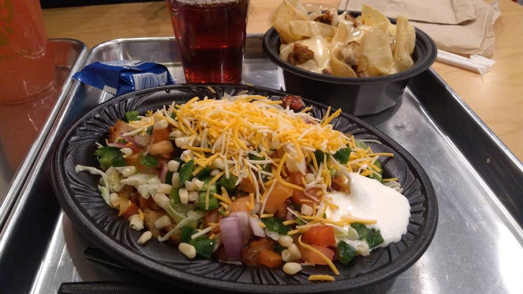 Salsaritas Fresh Mexican Grill | restaurant | 1033 Roberts Branch Pkwy Suite 101, Columbia, SC 29203, USA | 8039992449 OR +1 803-999-2449