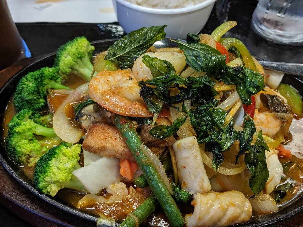 Thai Thai Kitchen | restaurant | 3218, 9525 Aurora Ave N, Seattle, WA 98103, USA | 2063973211 OR +1 206-397-3211