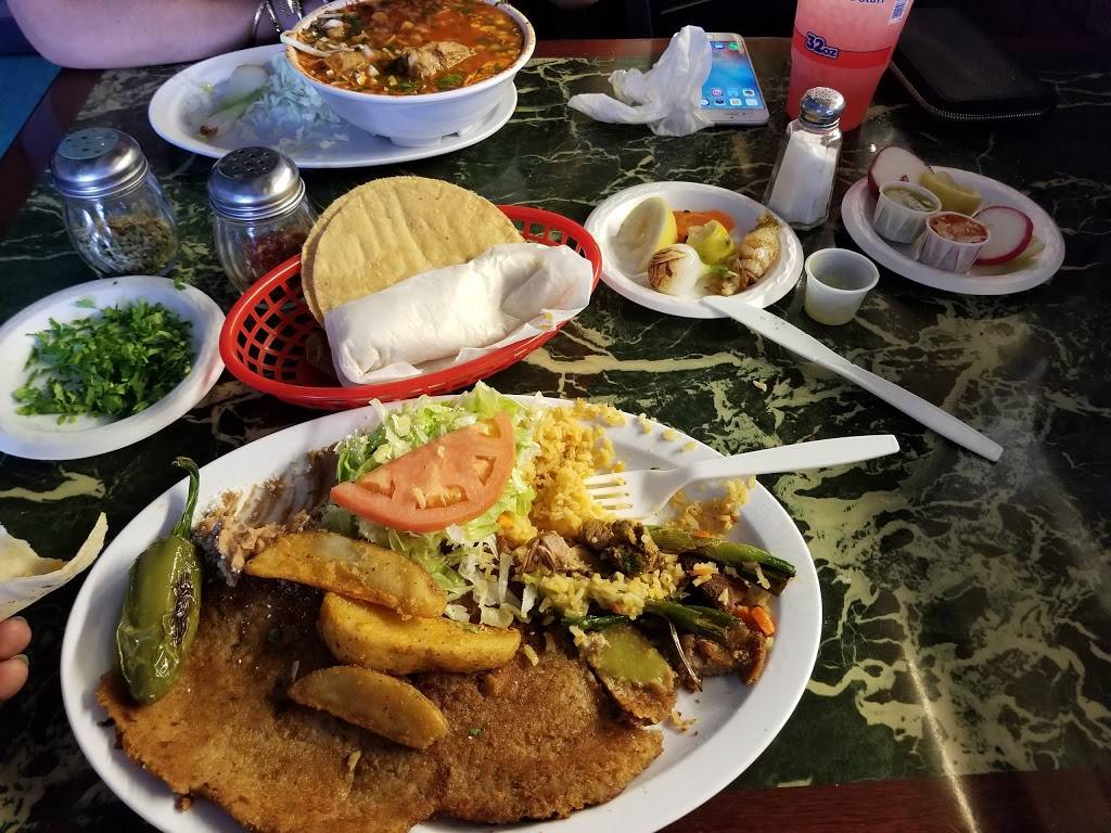 Tacos DF | restaurant | 3342 Tweedy Blvd, South Gate, CA 90280, USA | 3235643221 OR +1 323-564-3221