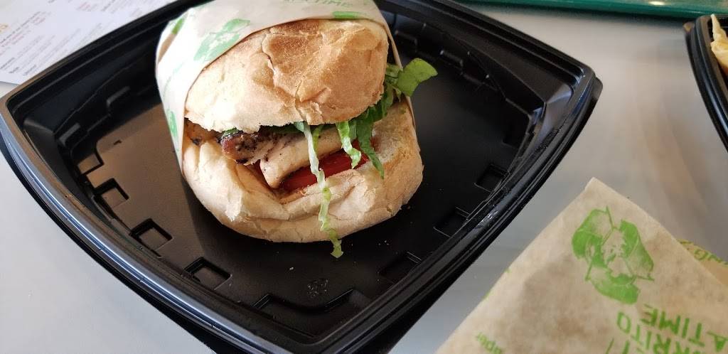 Baja Fresh Mexican Grill | restaurant | 18744 Soledad Canyon Rd, Santa Clarita, CA 91351, USA | 6612994900 OR +1 661-299-4900