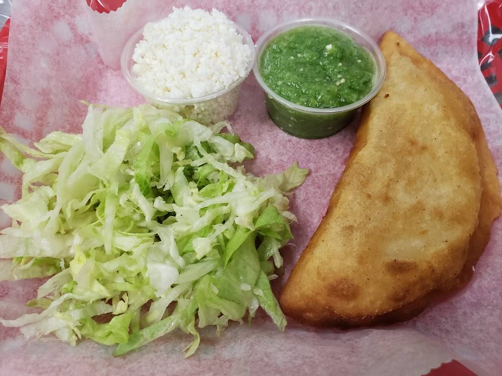 Tortas Ahogadas Tradicion Tapatía | restaurant | 2003 Story Rd Uit 100, San Jose, CA 95122, USA | 4086188958 OR +1 408-618-8958