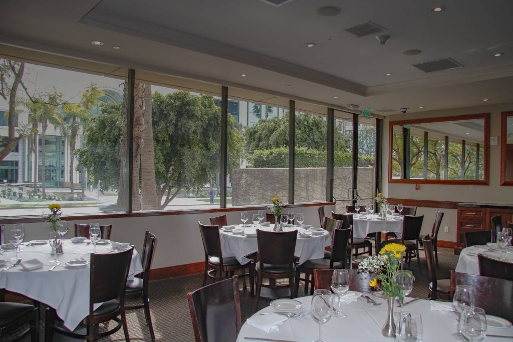 Keith & Margos Murder Mystery Dinner - Daily Grill - Santa Moni | restaurant | 2501 Colorado Ave, Santa Monica, CA 90404, United States | 3108367700 OR +1 310-836-7700