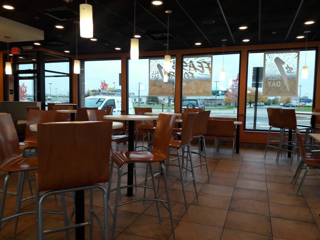 Taco Bell | meal takeaway | 2424 Tittabawassee Rd, Saginaw, MI 48604, USA | 9897913900 OR +1 989-791-3900
