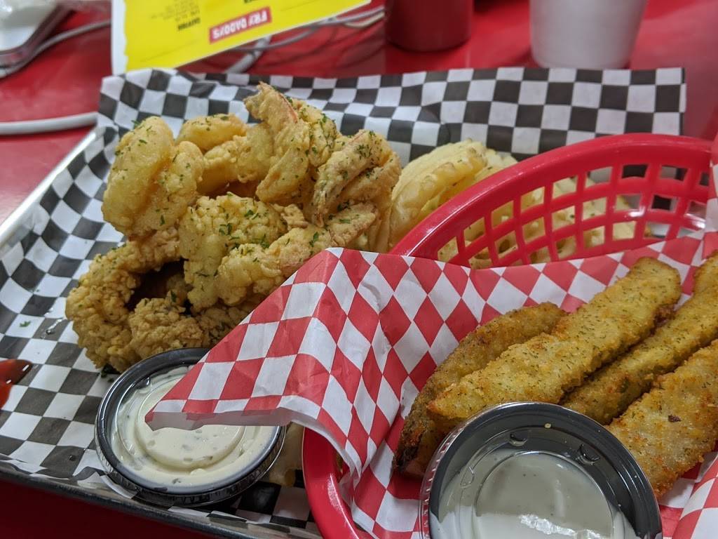 Fry Daddys | restaurant | 10350 Scyene Rd, Dallas, TX 75227, USA | 4693990773 OR +1 469-399-0773
