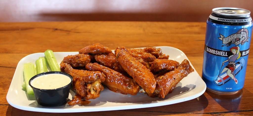 Sauced Wing Bar | restaurant | 215 W Bandera Rd #101, Boerne, TX 78006, USA | 8303314398 OR +1 830-331-4398