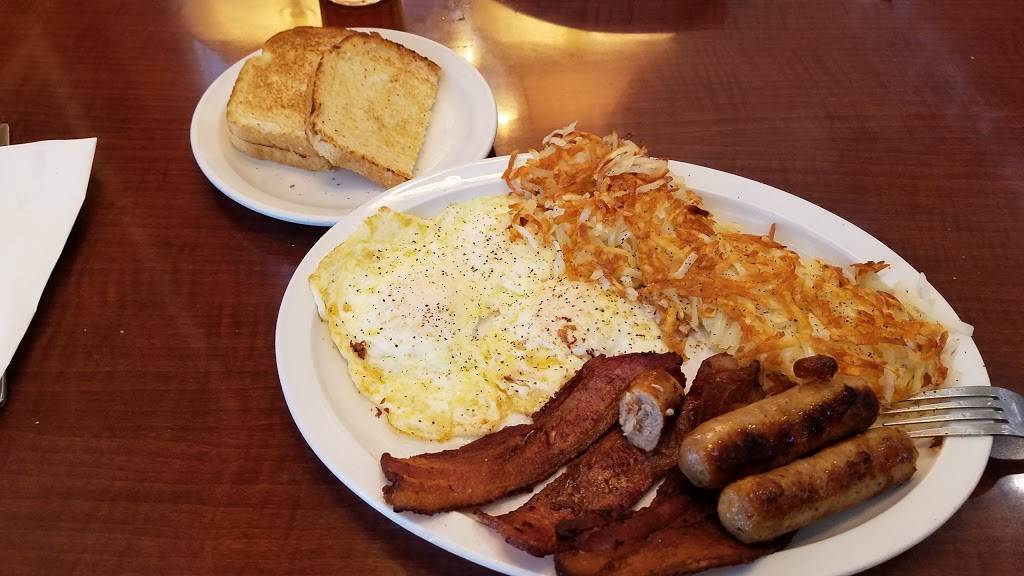 Russells | restaurant | 30 N Fair Oaks Ave, Pasadena, CA 91103, USA | 6265781404 OR +1 626-578-1404