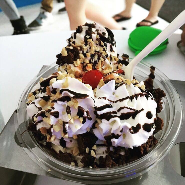 Zero Degrees Custard & Ice | restaurant | 711 W Lancaster Blvd, Lancaster, CA 93534, USA | 6619414193 OR +1 661-941-4193