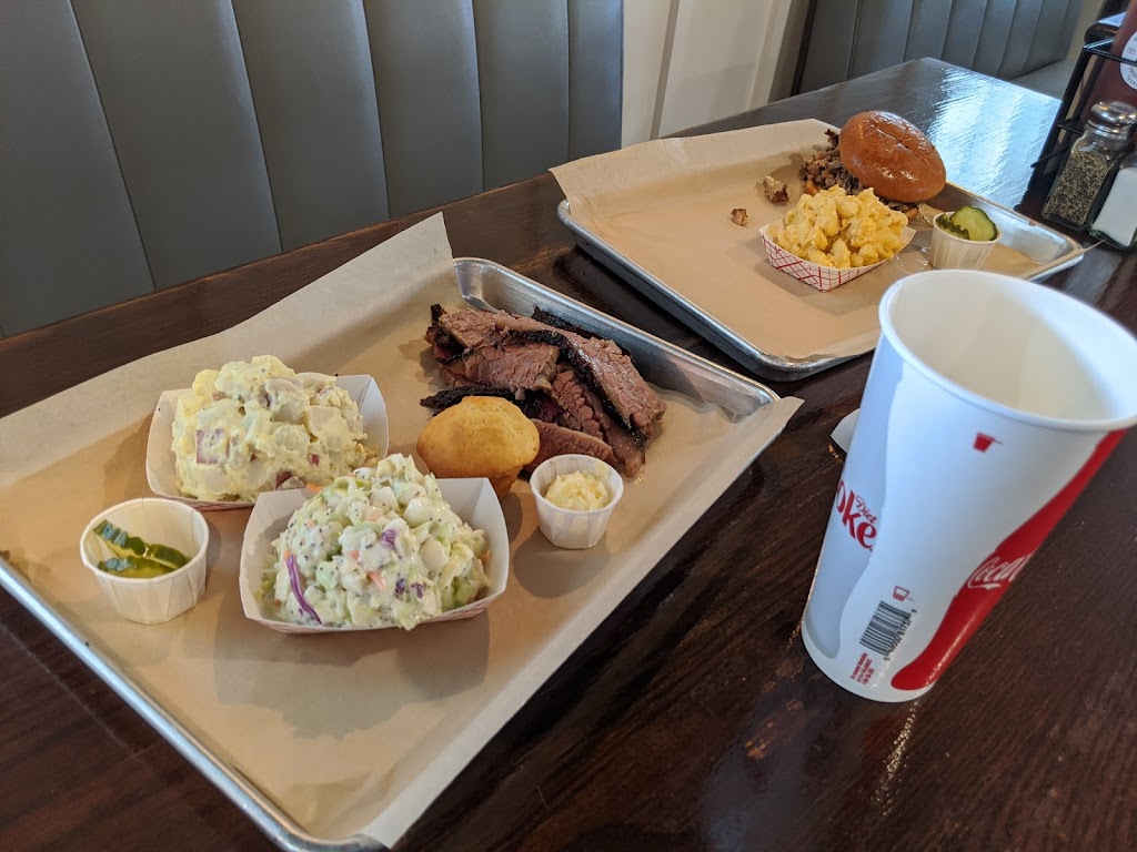 Lucy Dees BBQ | restaurant | 669 E Sheldon St, Prescott, AZ 86301, USA | 9282375765 OR +1 928-237-5765