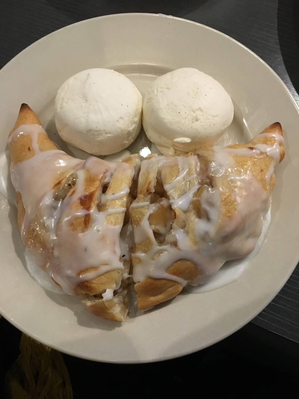 Renos West Inc | restaurant | 5001 W Saginaw Hwy, Lansing, MI 48917, USA | 5173217366 OR +1 517-321-7366