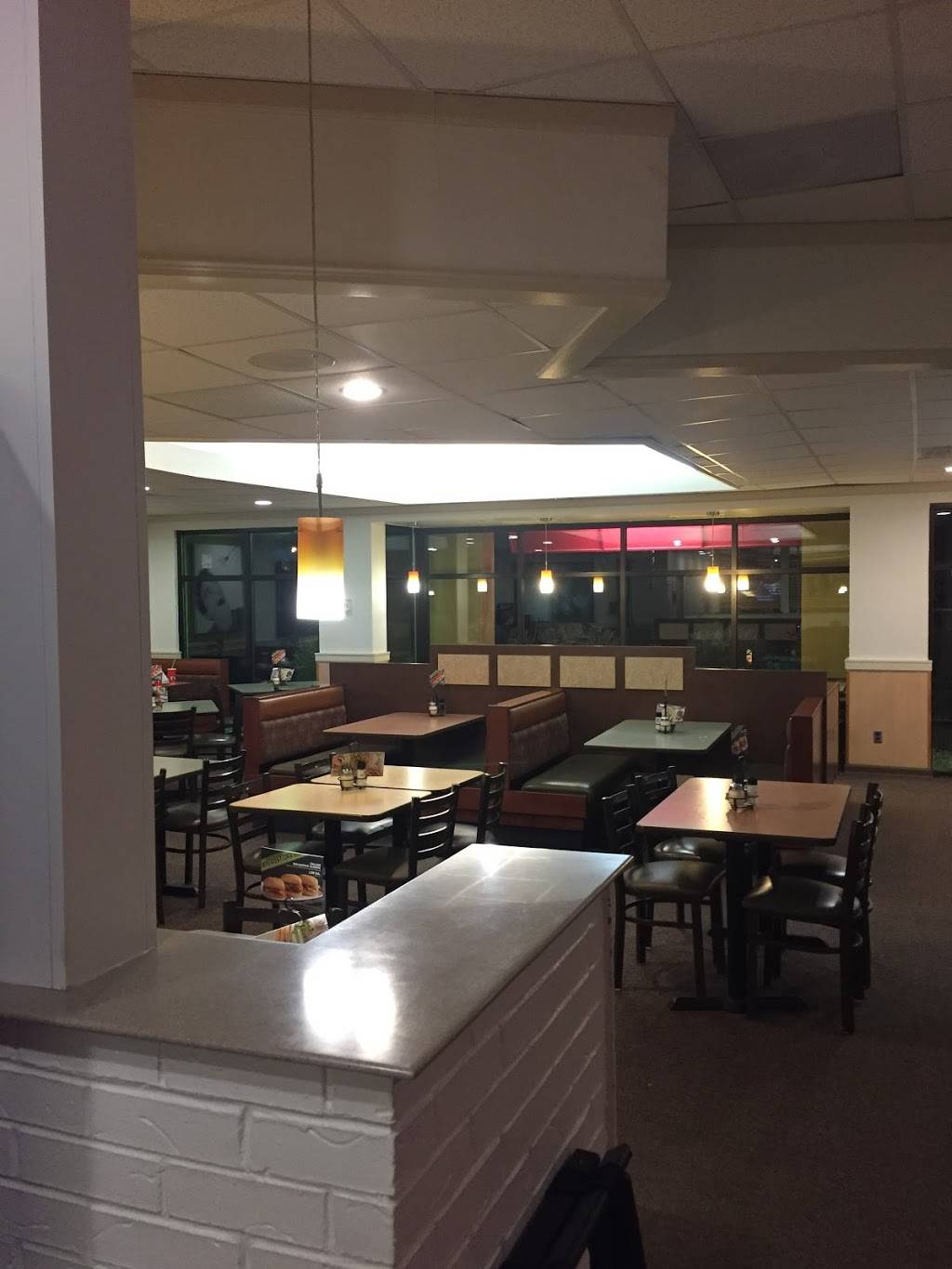 Fazolis | restaurant | 465 E Carmel Dr, Carmel, IN 46032, USA | 3175739814 OR +1 317-573-9814