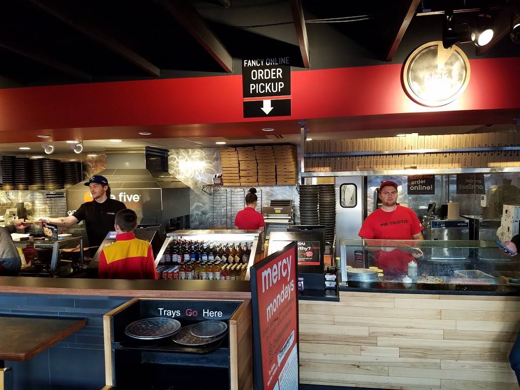 Pie Five Pizza | meal takeaway | 2500 Iowa St, Lawrence, KS 66046, USA | 7855517170 OR +1 785-551-7170