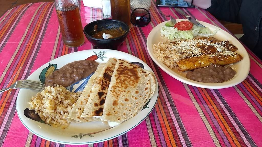 Los Pinos Restaurante | restaurant | Presidente Pascual Ortiz Rubio, Primera, 21400 Tecate, B.C., Mexico | 016655213385 OR +52 665 521 3385