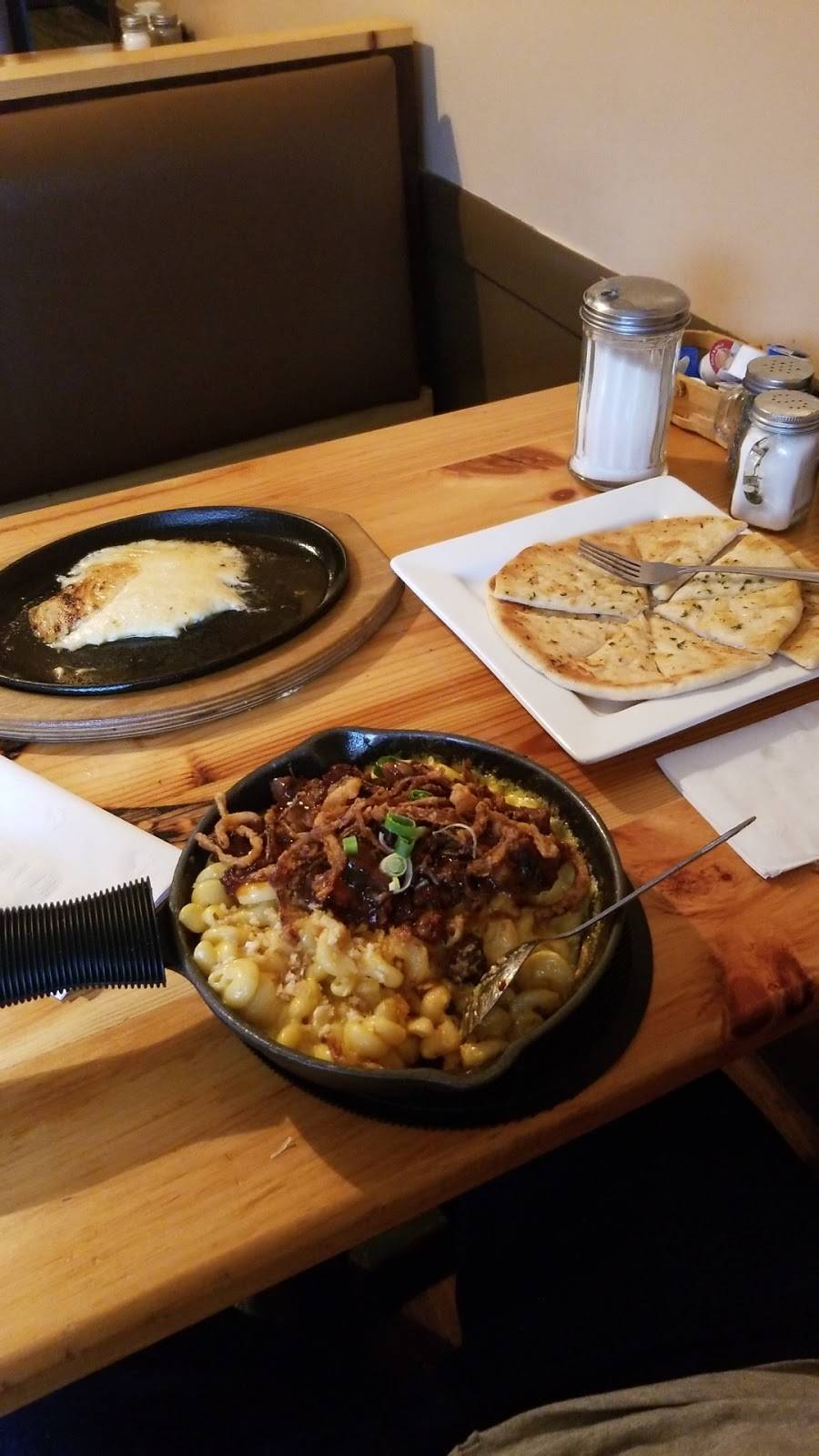 Horseshoe Grill | restaurant | 4000 Main St, Brown City, MI 48416, USA | 8103464440 OR +1 810-346-4440