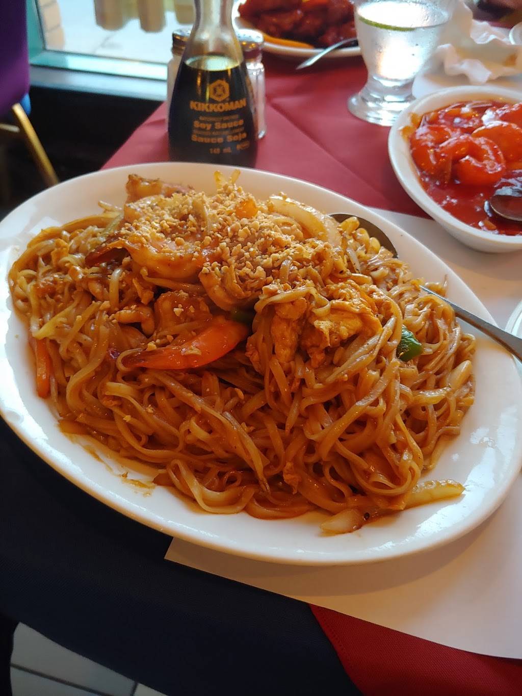 Symphonie | restaurant | 145 Boulevard Saint-Joseph, Saint-Jean-sur-Richelieu, QC J3B 1W5, Canada | 4503598203 OR +1 450-359-8203