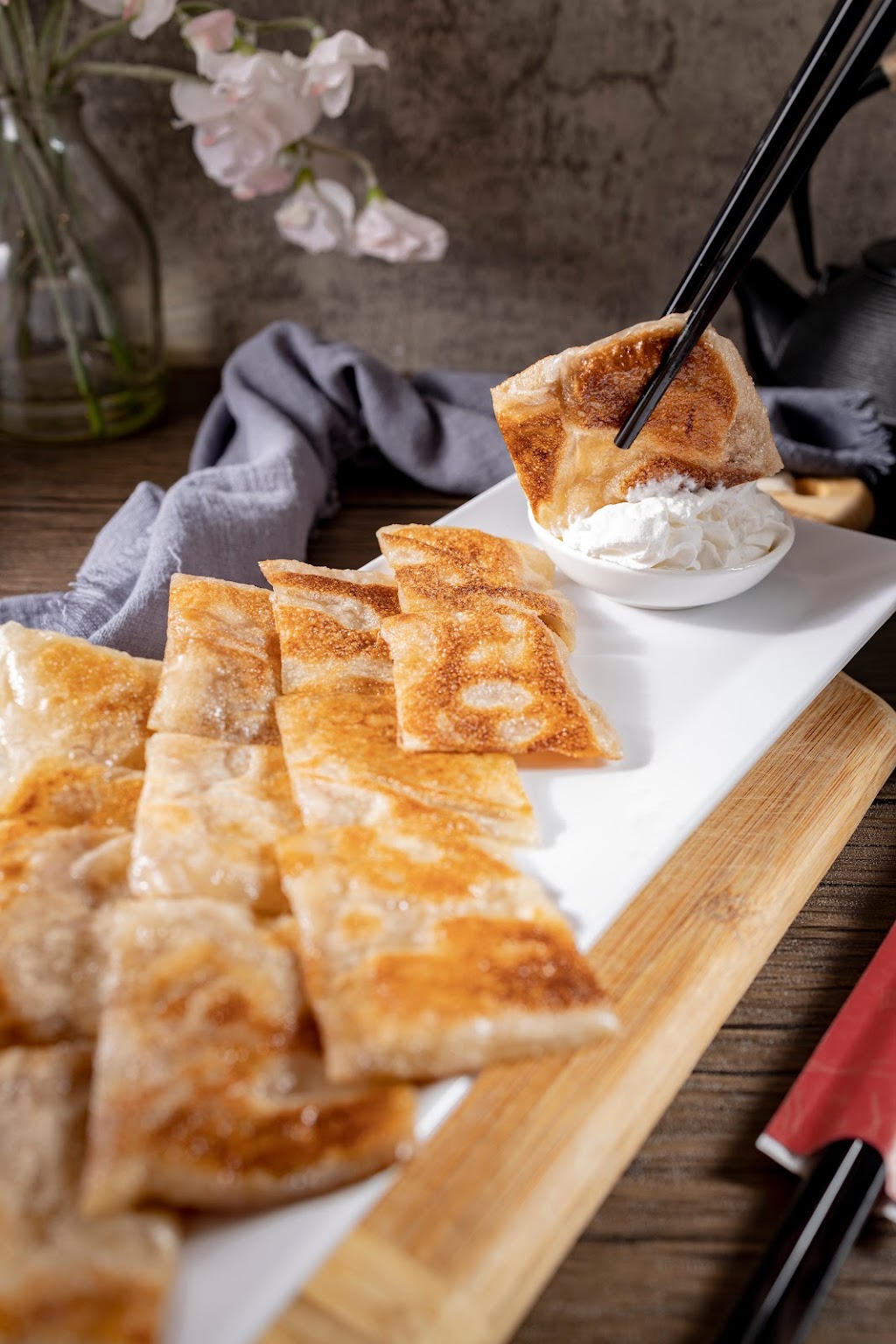 Dough Zone Dumpling House South San Jose | restaurant | 5130 Cherry Ave #30, San Jose, CA 95118, USA | 4084401929 OR +1 408-440-1929