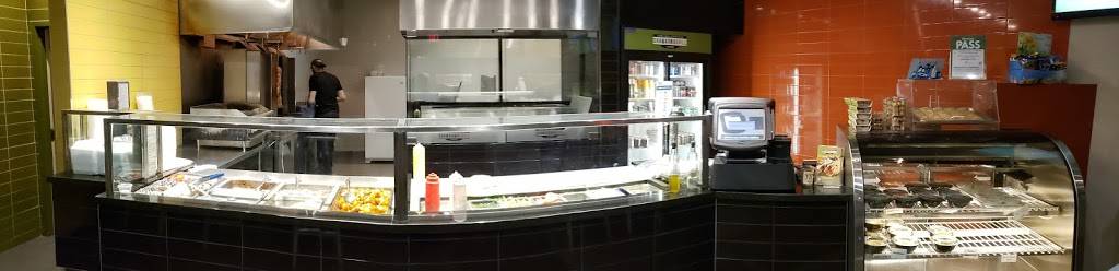 Shawarma Grill Xpress | restaurant | 812 The Queensway, Etobicoke, ON M8Z 1P6, Canada | 4162555222 OR +1 416-255-5222