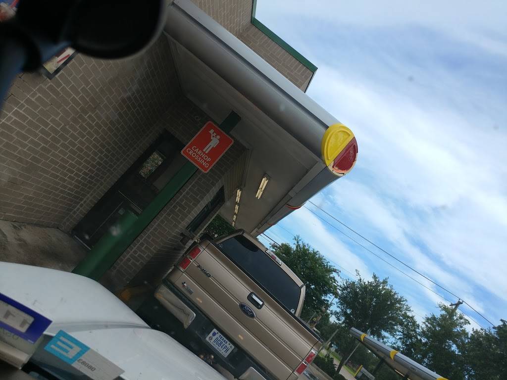 Sonic Drive-In | restaurant | 169 Farm to Market 517 Rd W, Dickinson, TX 77539, USA | 2816140886 OR +1 281-614-0886