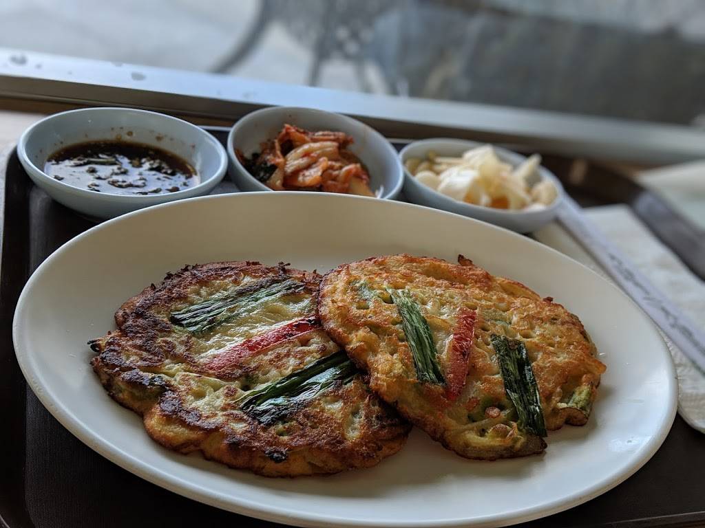 Kang Seo Myun Oak | restaurant | 3250 W Olympic Blvd # 313, Los Angeles, CA 90006, USA | 3233731717 OR +1 323-373-1717