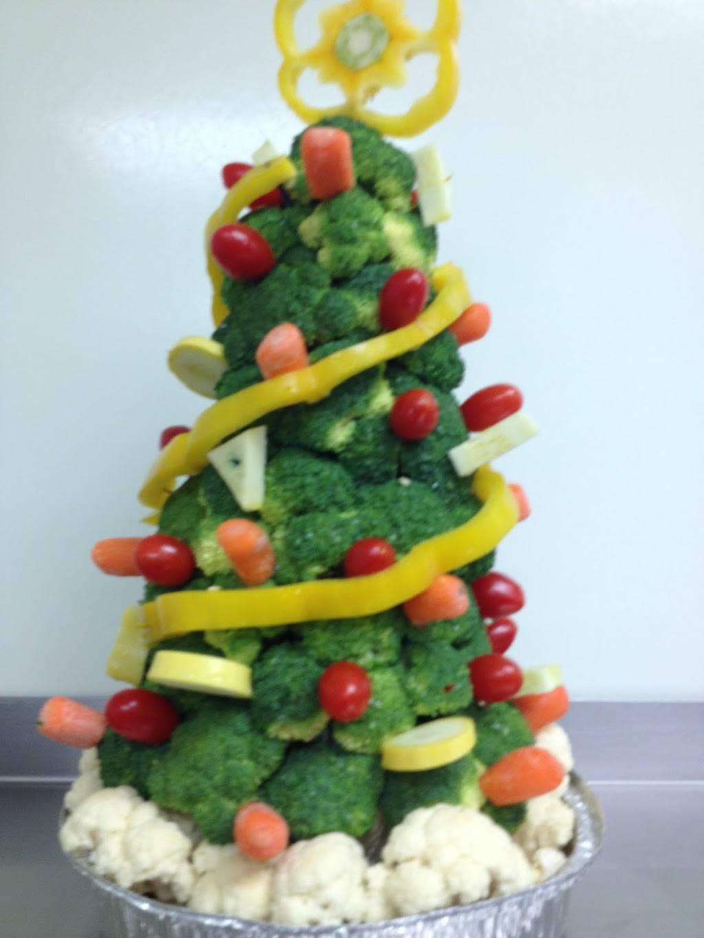 Emilios Pizza | restaurant | 20934 Drake Rd, Strongsville, OH 44149, USA | 4408461111 OR +1 440-846-1111