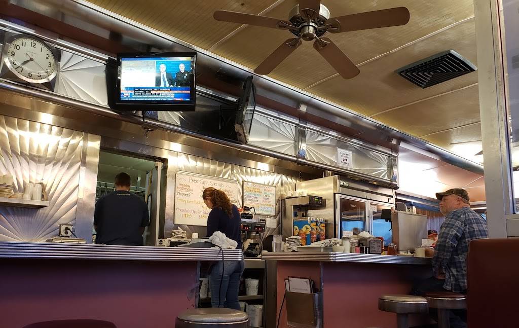 Frost Diner | restaurant | 55 Broadview Ave, Warrenton, VA 20186, USA | 5403473047 OR +1 540-347-3047