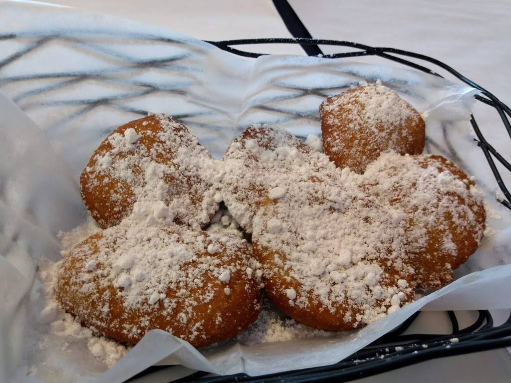 Ma Mommas House of Cornbread, Chicken and Waffles | restaurant | #A, 5741 Crowder Blvd #3, New Orleans, LA 70127, USA | 5042440021 OR +1 504-244-0021